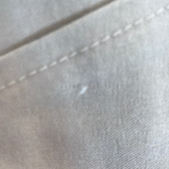 slimming khaki pants